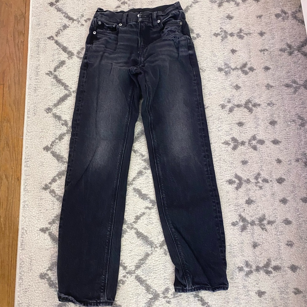 black baggy jeans